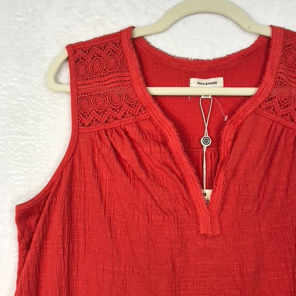 Max Studio Blouse 1X Orange Red Tank Top Crochet Flowy Pleated V Neck Sleeveless - Picture 2 of 10